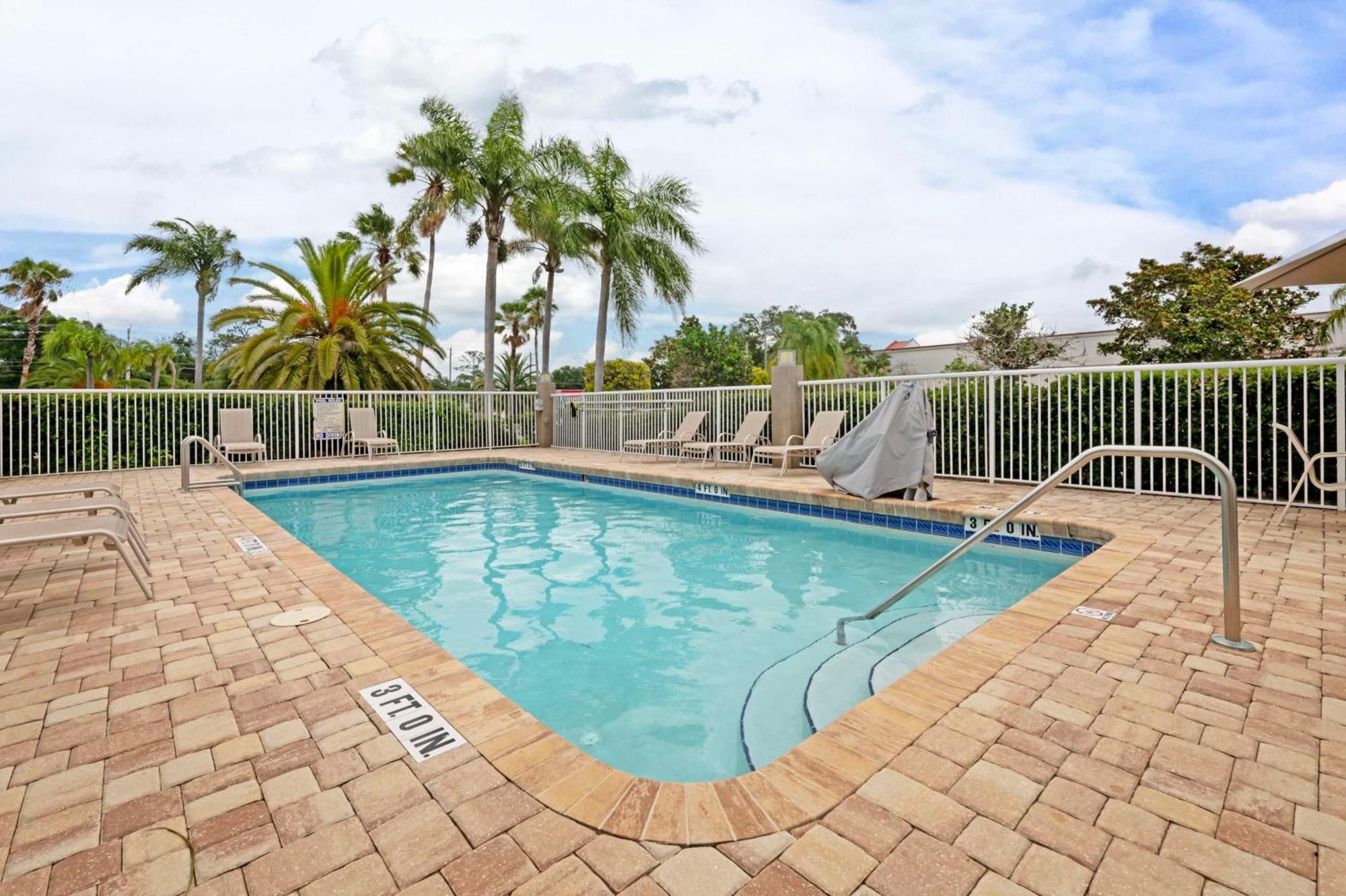 Best Western Edgewater Inn Esterno foto